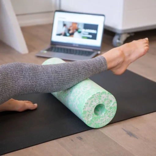 필라테스와 롤러로 근육 이완 경험하기